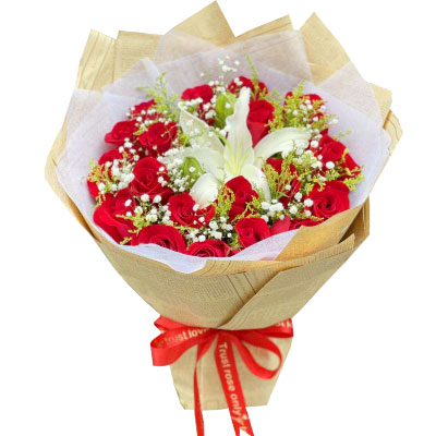 百色19朵红玫瑰1支百合，永恒之美